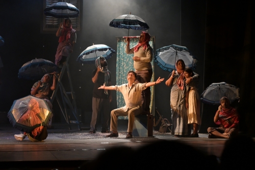 Je Janlagulor Akash Chilo